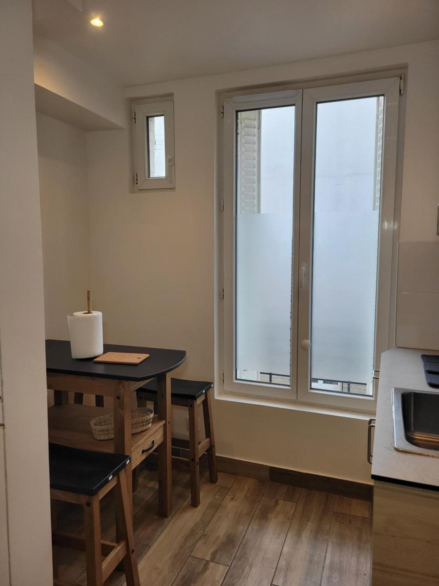 Amazing Apartment A Stone'S Throw From The City Of Lights - Paris Clichy Zewnętrze zdjęcie