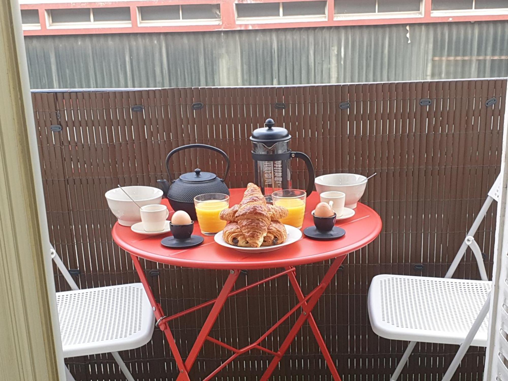 Amazing Apartment A Stone'S Throw From The City Of Lights - Paris Clichy Zewnętrze zdjęcie